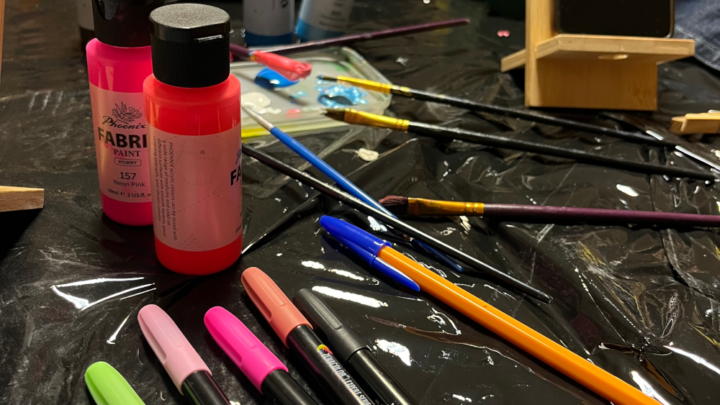 „Pomaluj sobie kurtkę” – kreatywnie i z pasją